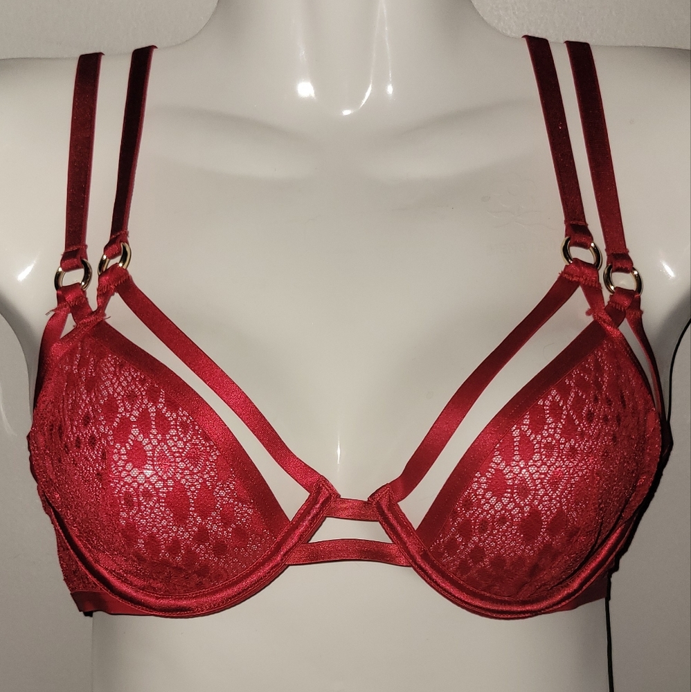 Victorias Secret Very Sexy unlined plunge red